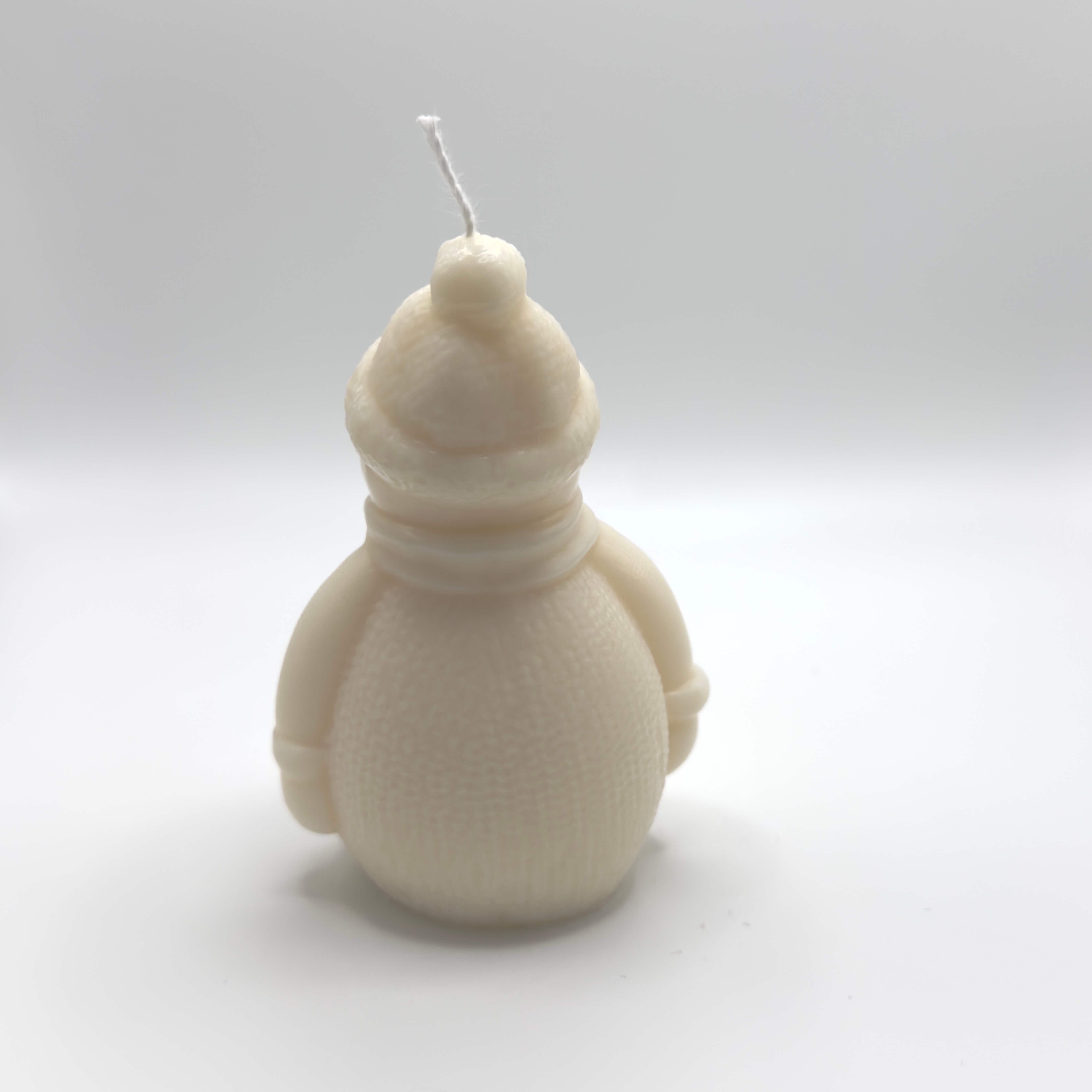 Frosty Snowman Sojawachs-Kerze, festliche Schneemann-Kerze als perfektes Geschenk für Weihnachten.