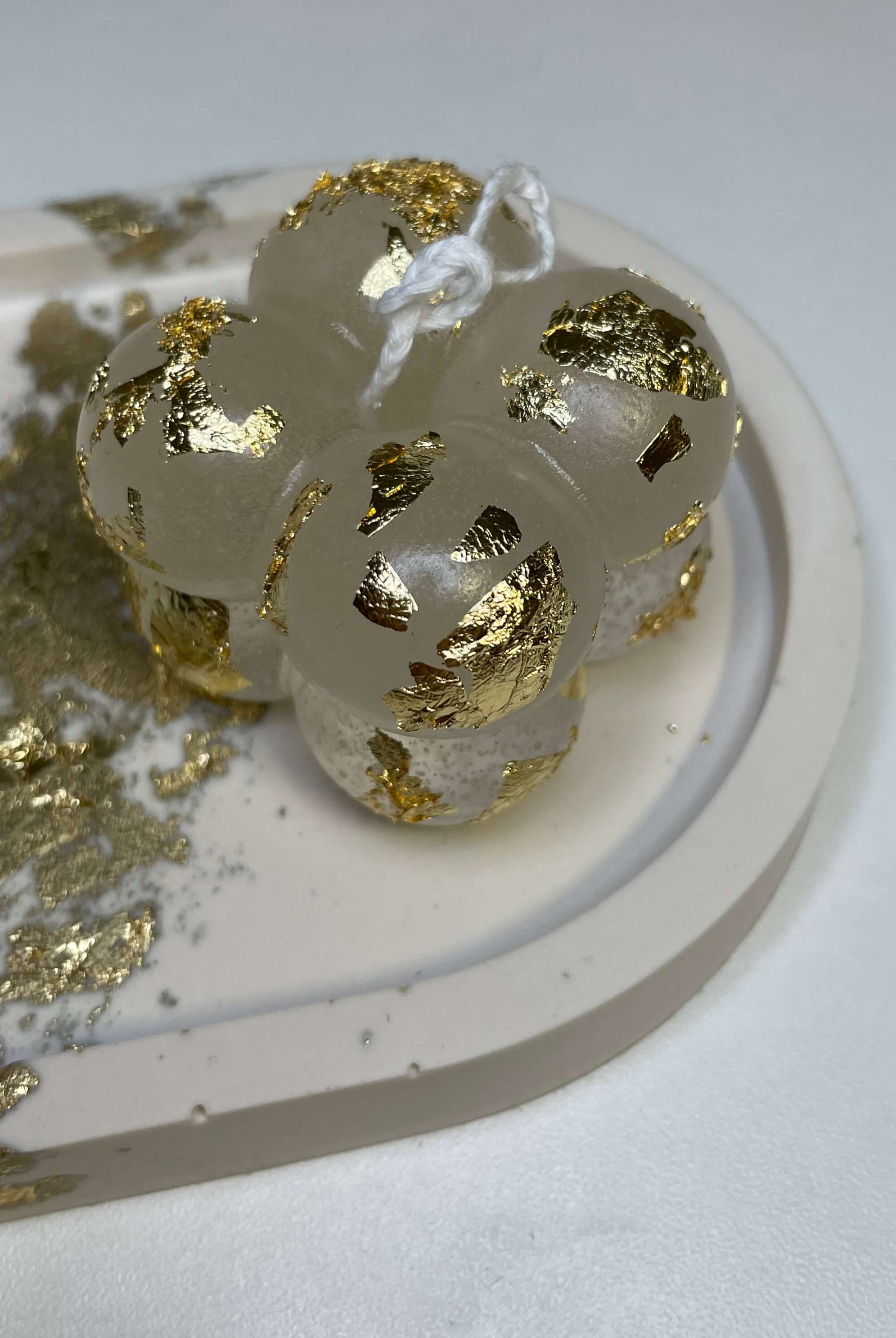 Unsere Bubble Bliss Geschenke-Set. Es ist in verschiedenen Düften erhältlich. Die Düfte haben einen angenehmen und beruhigenden Geruch. Das Set ist perfekt für entspannte und gemütliche Tage.