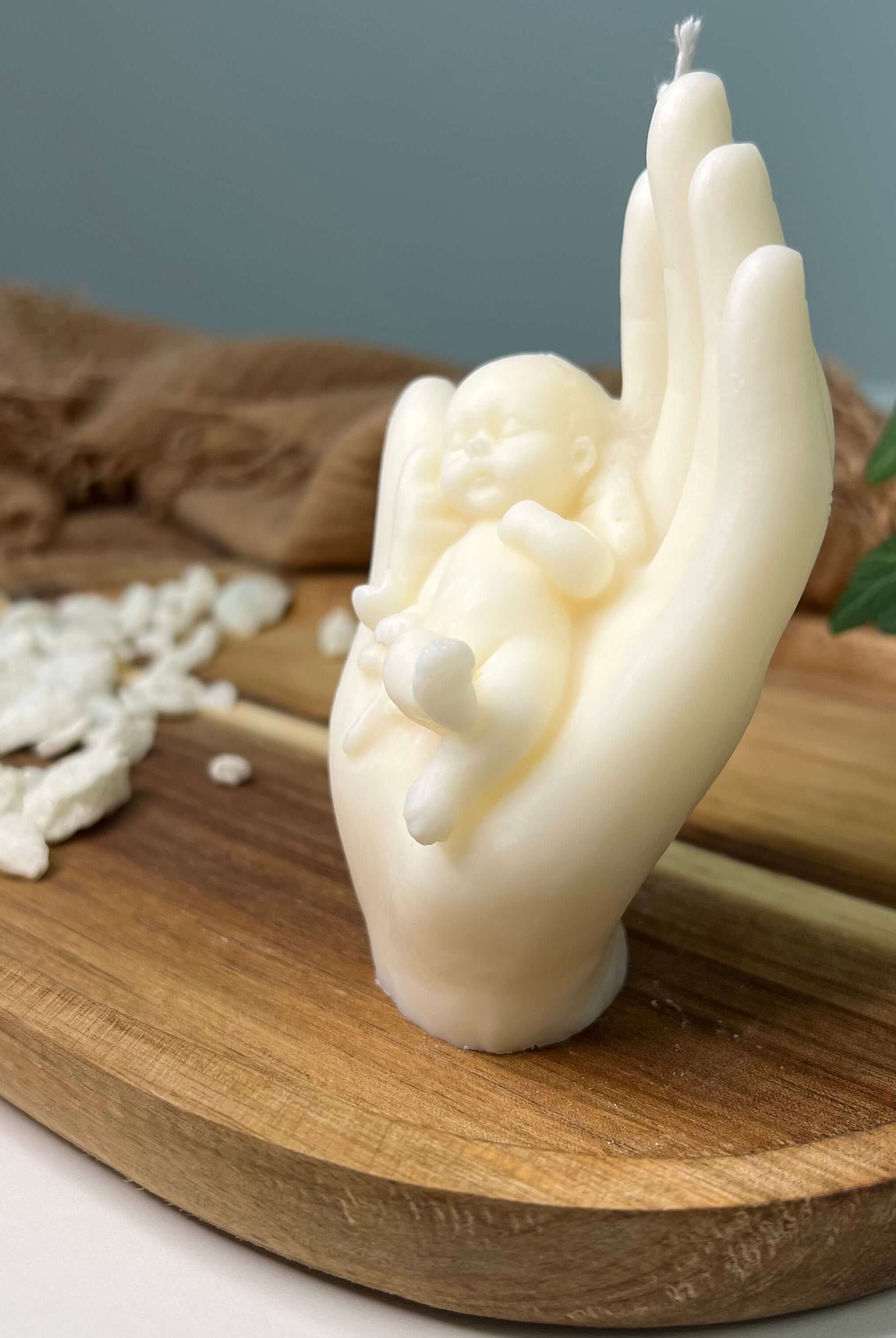 Heavenly hands Kerze, perfekt geeignet als Gastgeschenke für Geburtstage, Hochzeiten, Kinderpartys. Das Bio Sojawachs ist umweltfreundlich und nachhaltig, ohne schädliche Inhaltsstoffe.