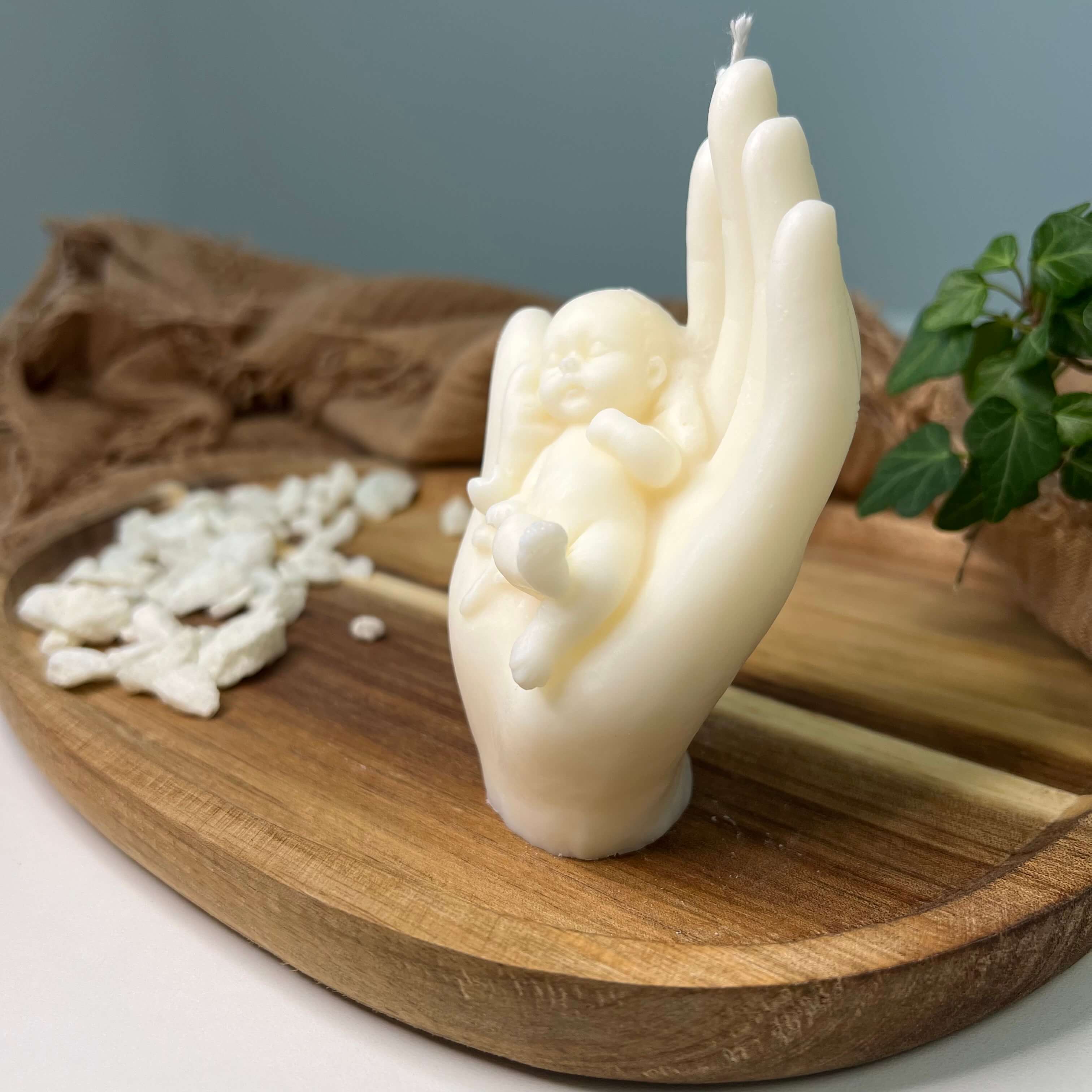 Heavenly hands Kerze, perfekt geeignet als Gastgeschenke für Geburtstage, Hochzeiten, Kinderpartys. Das Bio Sojawachs ist umweltfreundlich und nachhaltig, ohne schädliche Inhaltsstoffe.