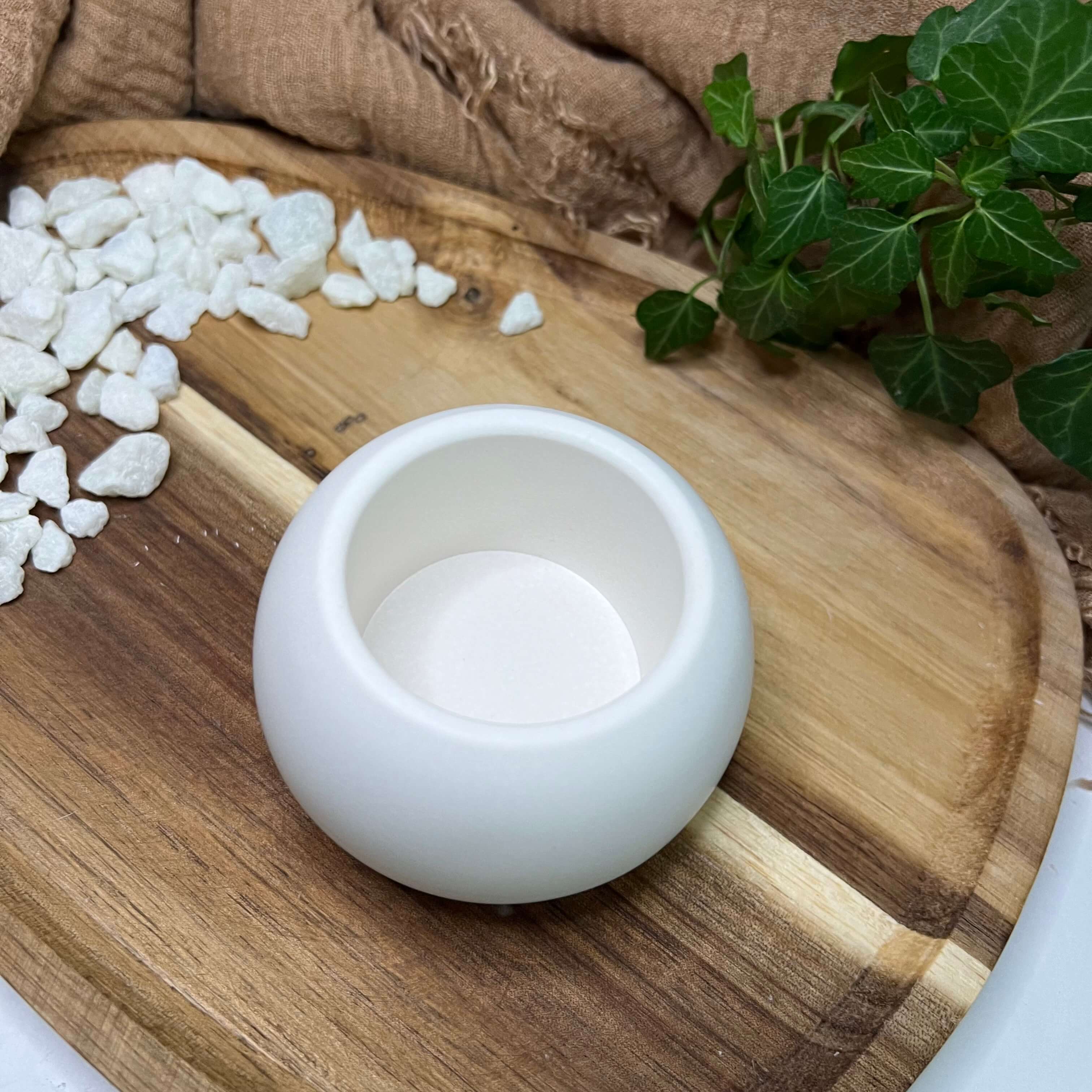 Hier sieht man unsere Mystical moonlight sphere Behälter. Dieser Schmuckkasten ist die perfekte Dekoration. Er sieht elegant und ästhetisch aus.