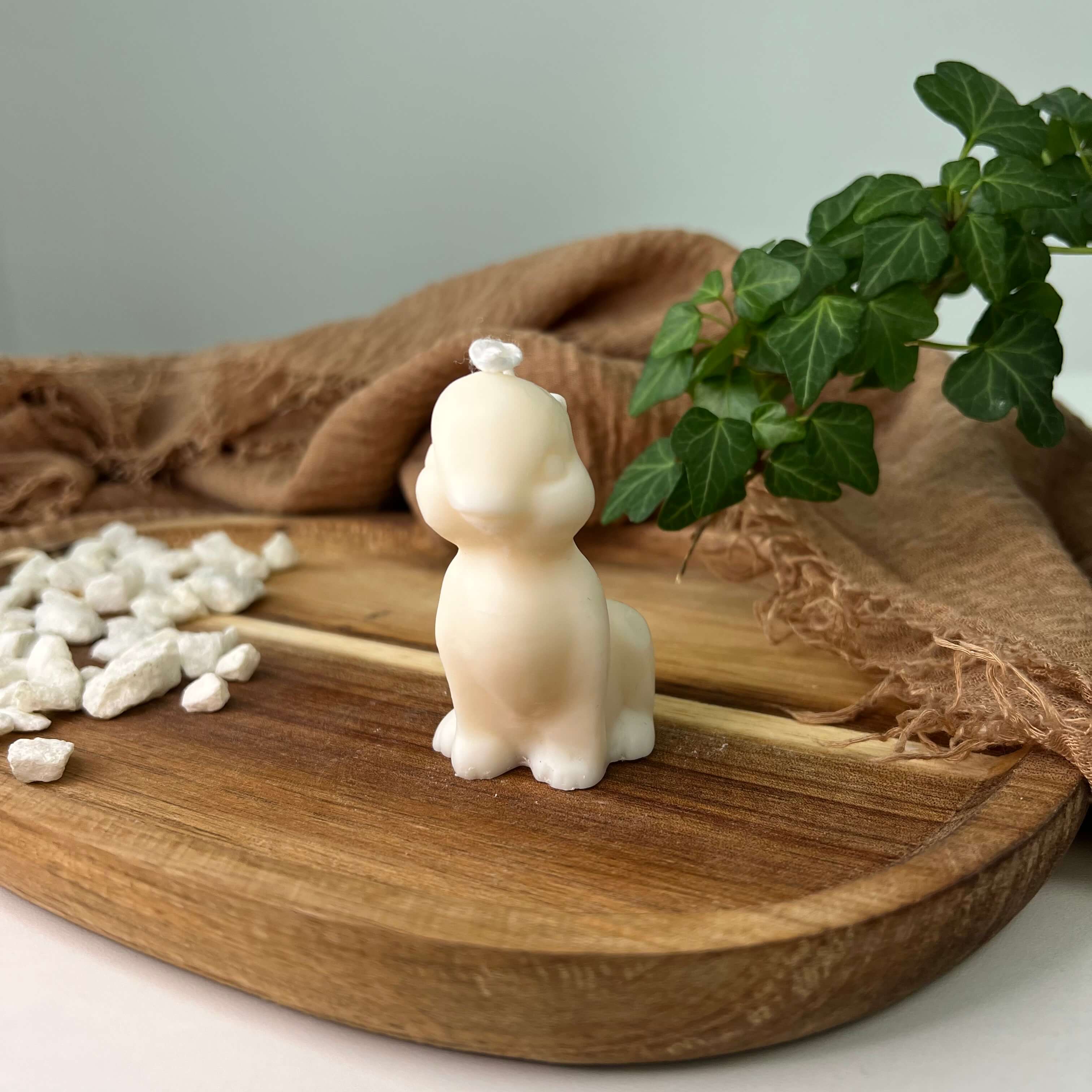 Sitting Bunny Zenlight Kerze, sie ist geeignet als Weihnachtsgeschenk, Ostergeschenk und Geschenk für besondere Anlässe. Sie besteht aus hochwertigem Sojawachs und ist handgemacht.