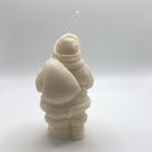 Santa Claus Candle, festliche Sojawachs-Kerze in Nikolaus-Form als perfekte Weihnachtsdeko.