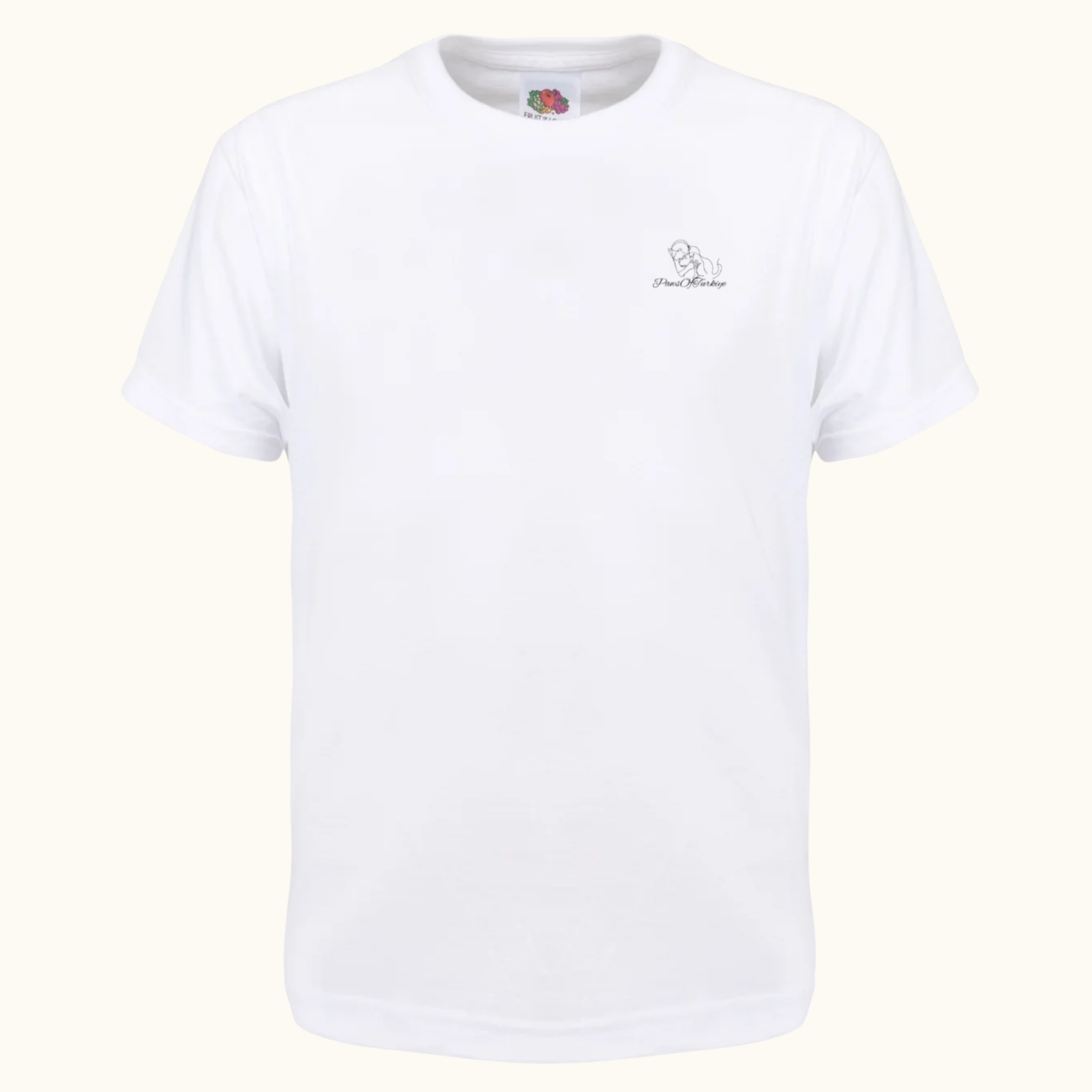 Weißes Kinder-T-Shirt mit schwarzem PawsOfTurkiye-Logo – Basic Shirt aus Baumwolle, Teil der Sym Aesthetics Charity-Kollektion zugunsten von Straßenhunden und Katzen.