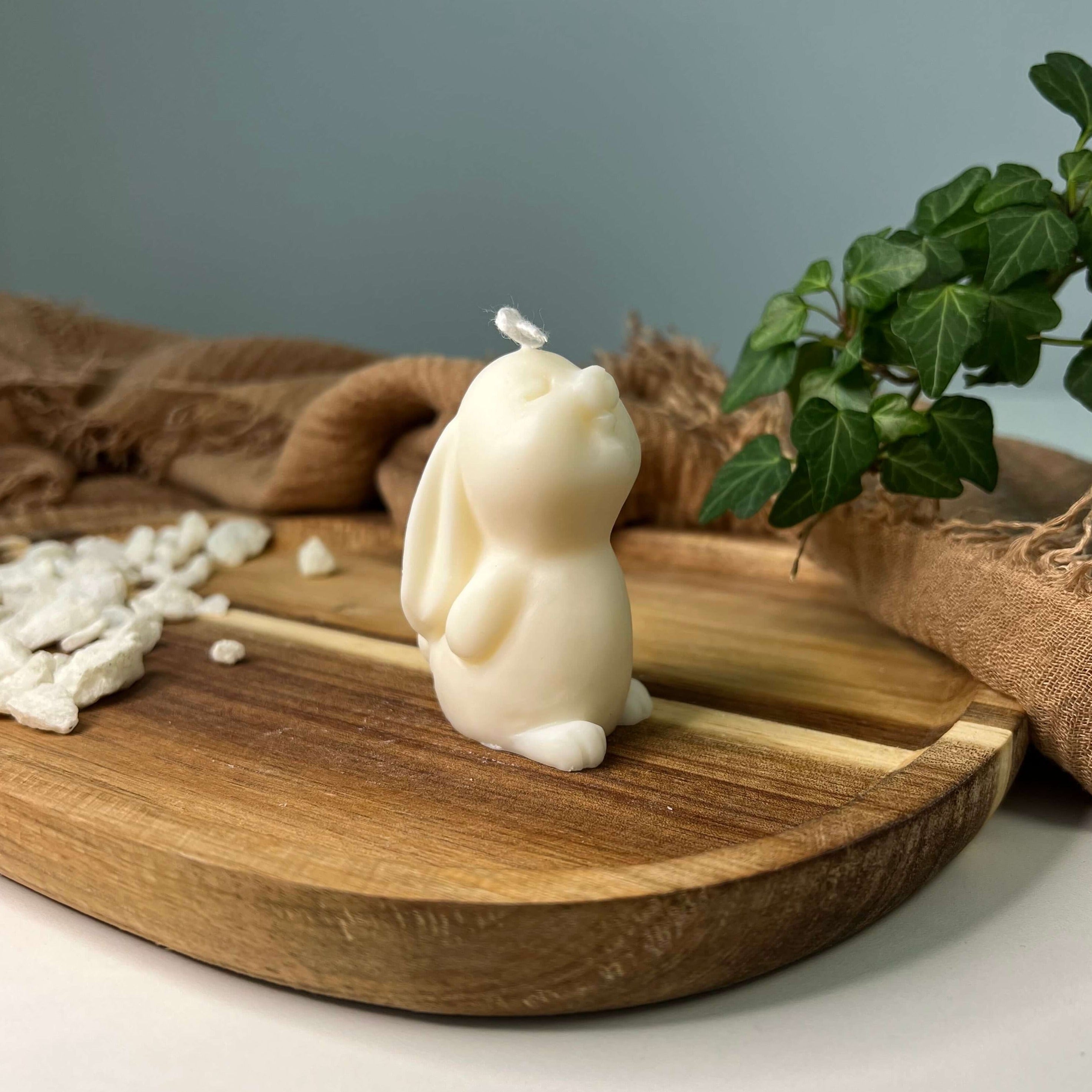 Mystic Meadow Bunny Light Kerze mit verschieden Düften. Der Geruch entspannt und ist gesund.