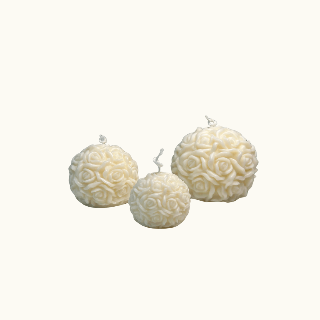 Zusehen sind unsere rose harmony trio Kerzen aus Sojawachs. Sie sind handgemachte Unikate und dazu noch frei schon Schadstoffen.